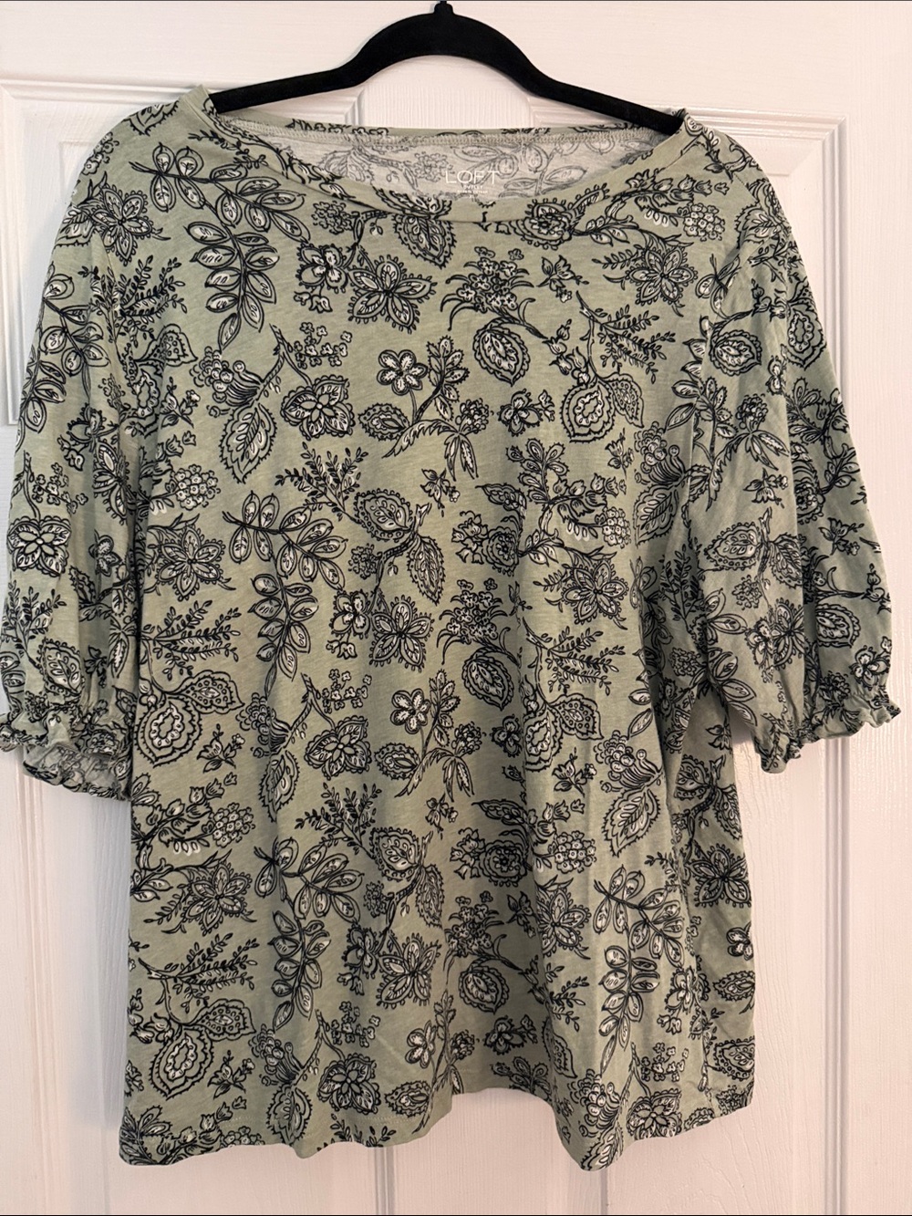 LOFT Sage Green Floral Boatneck Puff Sleeve Top